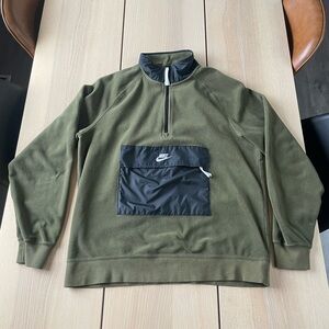 Nike Fleece Pullover Olive Green Quarter-Zip size lg, Large men’s Nike Sweater